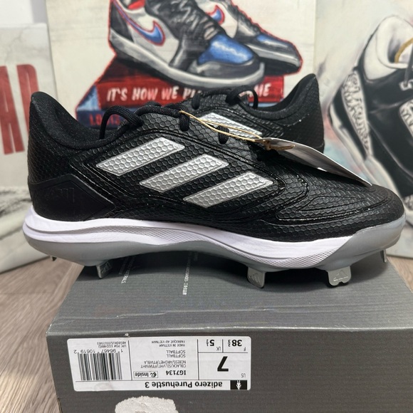 Adidas Adizero PureHustle 3 Women Size 7-9.5 US Softball Metal Cleats IG7134 New - Picture 3 of 12